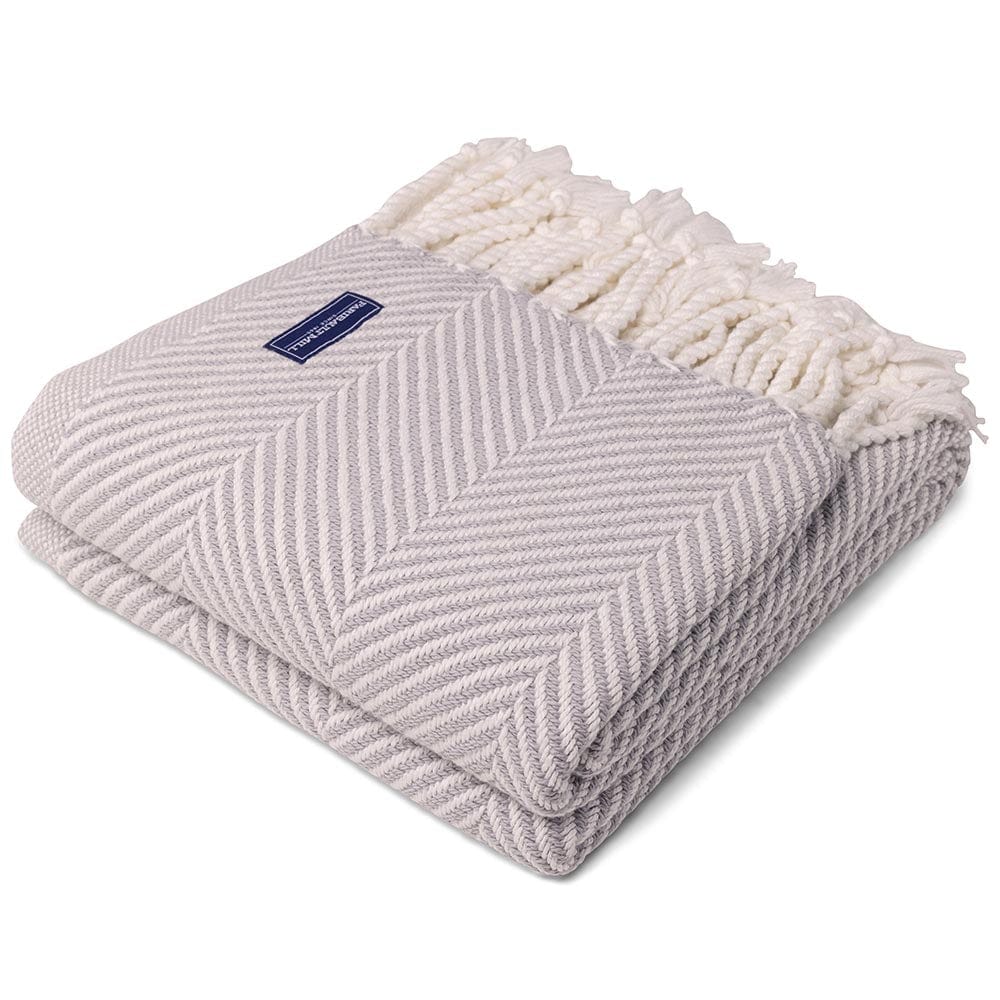 Monhegan Cotton Throw With Fringe - Image 9