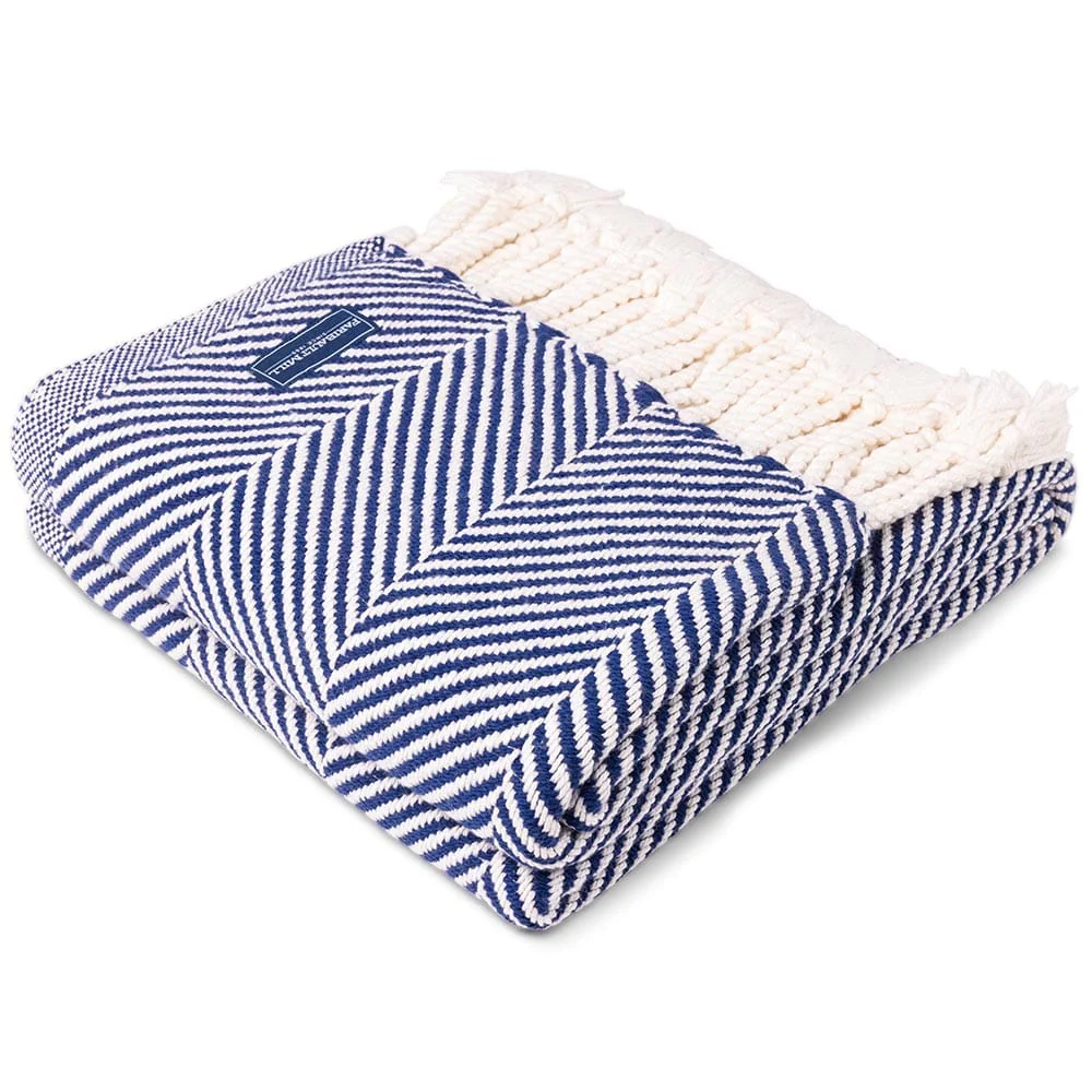 Monhegan Cotton Throw With Fringe - Image 11