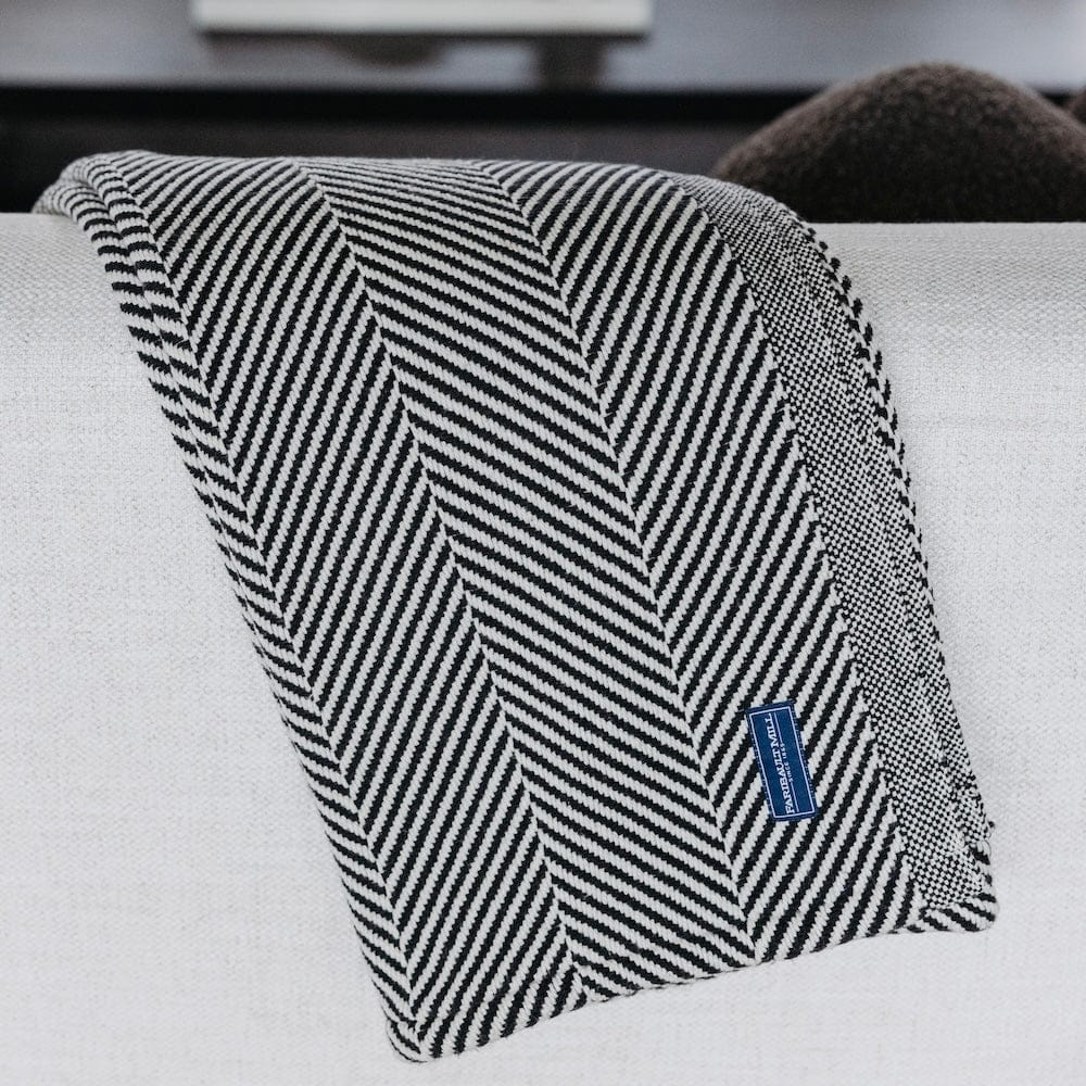 Monhegan Cotton Throw Without Fringe - Ebony - Image 2