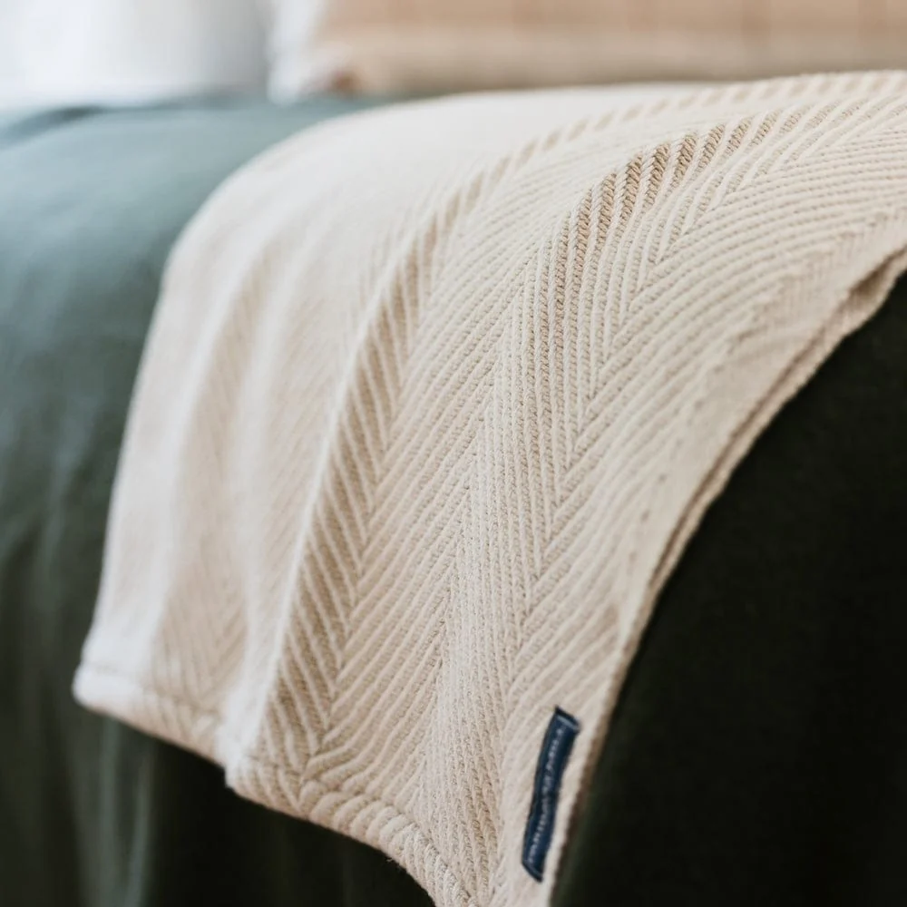 Monhegan Cotton Throw Without Fringe - Oyster - Image 2