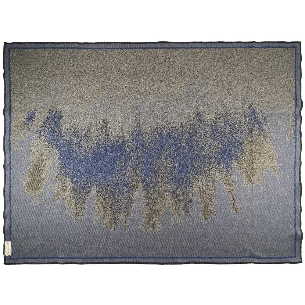 North Star Borealis Throw - Image 3