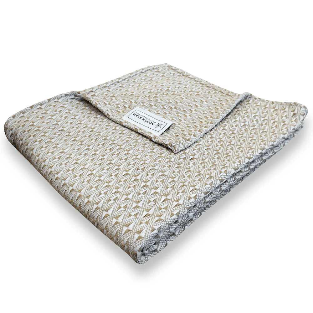 North Star Point Twill Throw - Image 3