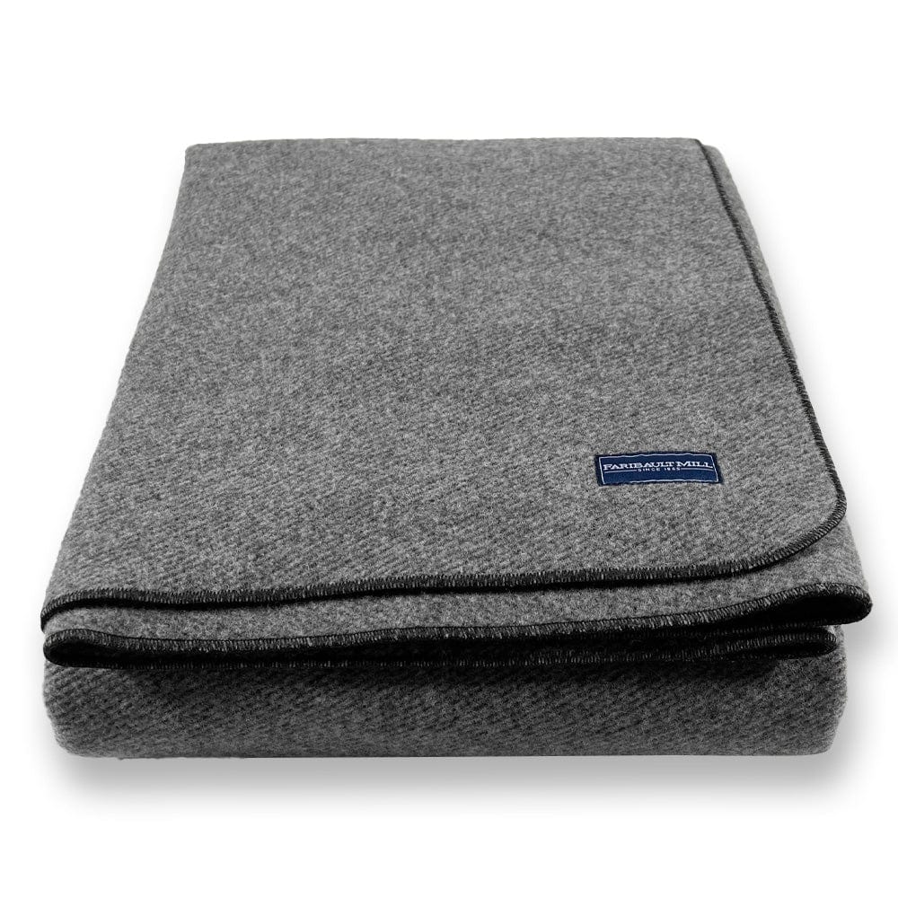 Summit Wool Blanket - Black - Image 4